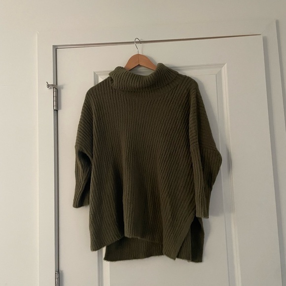 Mersea Chalet Cowl Neck Sweater Olive Ribbed Cozy - Picture 10 of 10